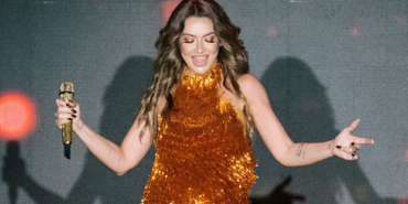 Hadise8217den-Yeni-Album-Sonrasi-Ilk-Sahne-Sovu-featured
