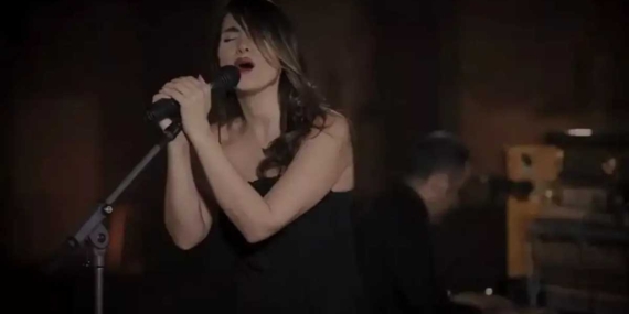 Milyonlarin-Izledigi-Iranli-Sarkiciya-74-Kirbac-Cezasi-featured