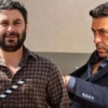 Ozan-Akbaba-25-yil-sonra-cocuklugunun-evini-ziyaret-etti-featured