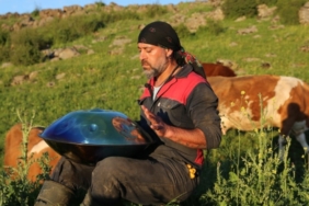 Sahne-Isiklarindan-Koy-Hayatina-Feyzi-Filizin-Yeni-Yasami-featured