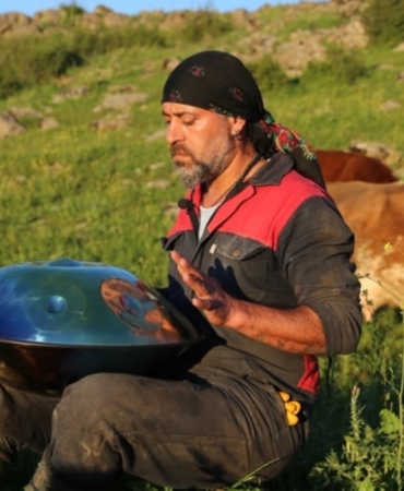 Sahne-Isiklarindan-Koy-Hayatina-Feyzi-Filizin-Yeni-Yasami-featured