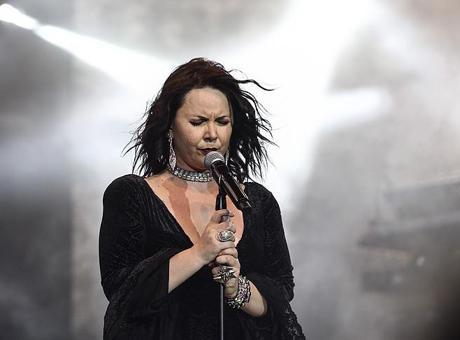 Sebnem-Ferah-Istanbul8217da-Konser-Icin-Geri-Donuyor-featured