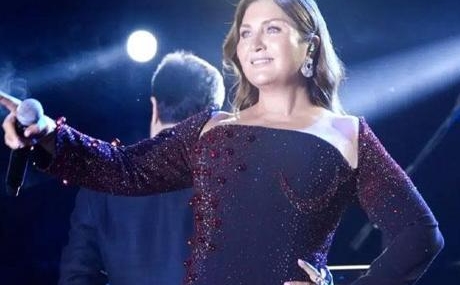 Sibel-Can8217dan-Mujdeleyen-Konser-Performansi-featured