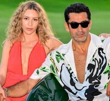Tatilde-ask-tazelendi-Sinem-Kobal-ve-Kenan-Imirzalioglu8217ndan-romantik-anlar-featured