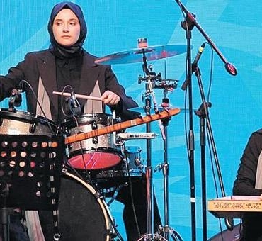 ‘Kiz-cocuklari-dunyayi-kurtaracak-mesaji-verildi-featured