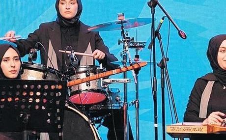 ‘Kiz-cocuklari-dunyayi-kurtaracak-mesaji-verildi-featured