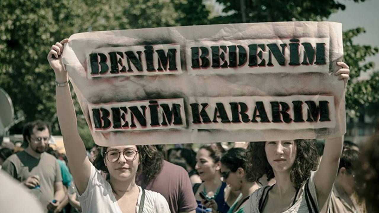 100den-Fazla-Doktora-Sezaryen-Cezasi-TTBden-Yapisal-Sorun-Uyarisi-featured