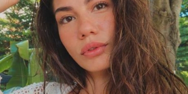 Demet-Ozdemir-tatil-keyfini-surduruyor-Instagram8217da-begeni-patlamasi-featured