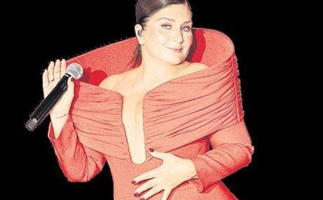 Heyecan-Verici-Canli-Duet-Gerceklesti-featured