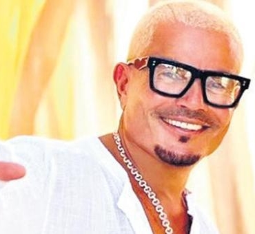 Istanbul-Icin-Yenilenen-Sahne-ile-Amr-Diab-Geliyor-featured