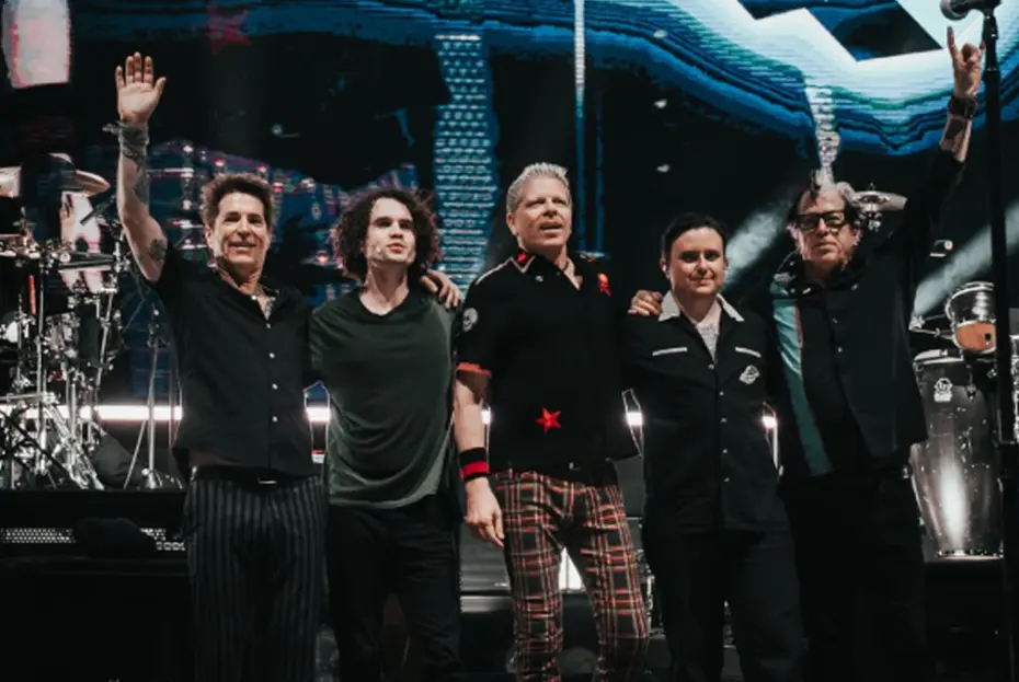 Punk-Rock-Efsanesi-The-Offspring-20-Yil-Aradan-Sonra-Turkiyede-featured
