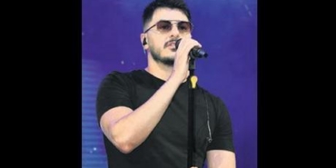 Semicenk8217in-sevgisi-yagmura-aldiris-etmedi-featured