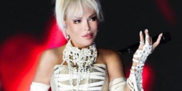 Ajda-Pekkan8217dan-beklenmedik-surpriz-Yeni-parcasini-ilk-kez-seslendirdi-featured