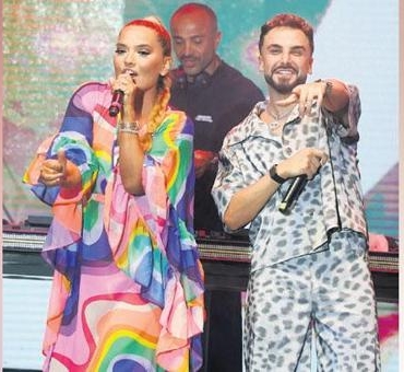 Akalin-rapcilerle-Bodrum8217da-sahne-aldi-featured