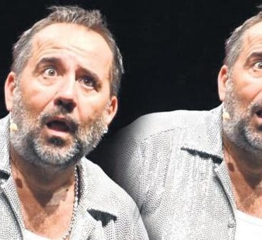 Ata-Demirer-Harbiye8217de-unutulmaz-bir-performans-sergiledi-featured