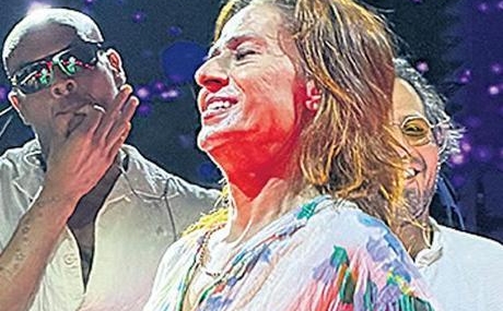 Bodrum8217da-Yildiz-Tilbe8217den-Unutulmaz-Mini-Konser-featured