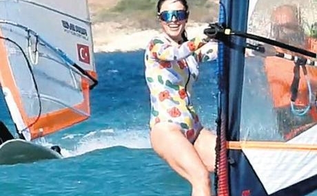 Ezgi-Mola-sorfe-ilgi-duymaya-basladi-featured