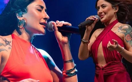 Melek-Mosso-yeni-bir-aska-yelken-acti-Ispanyol-sevgilisiyle-ilk-kez-goruldu-featured