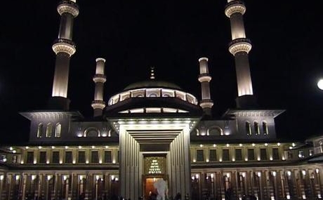 Mevlid-i-Nebi-Gecesi-ne-zaman-saat-kacta-ve-hangi-kanalda-yayinlanacak-featured