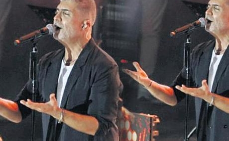 Ozcan-Deniz-festivalin-finalini-muhtesem-bir-performansla-kapatti-featured