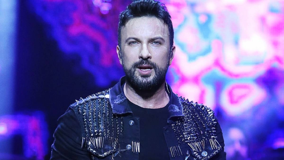 Tarkan-Saclarini-Kestirdi-Megastar8217dan-Yeni-Imaj-featured