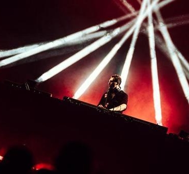 Tiesto-Istanbul8217da-Hayranlarina-Unutulmaz-Bir-Gece-Yasatti-featured