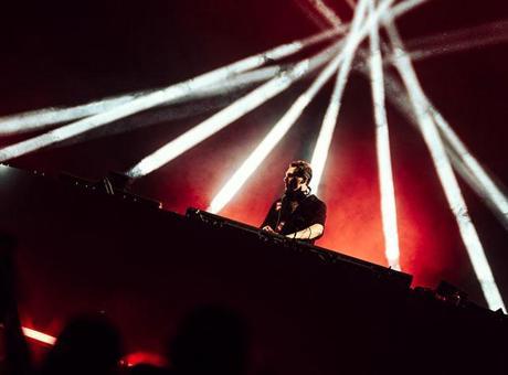 Tiesto-Istanbul8217da-Hayranlarina-Unutulmaz-Bir-Gece-Yasatti-featured