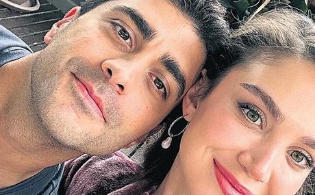 ‘Haysiyet-dizisinden-ilk-set-selfiesi-featured