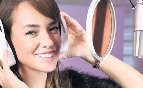 ‘Kor-Asik-Seda-Bakanin-Sesinde-Hayat-Buldu-featured
