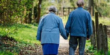 Alzheimer-Hastaliginda-Bakim-Cikmazi-Masraflar-80-Bin-Lirayi-Geciyor-featured