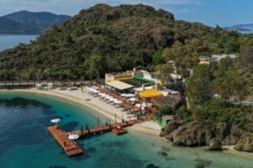 Antonis-Remos-16-Eylul8217de-D-Maris-Bay-Sahnesinde-featured