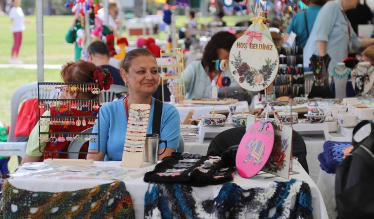 Kadin-Emegi-Festivalinin-9uncusu-Ahlatlibelde-Kapilarini-Aciyor-featured