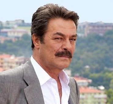 Kadir-Inanir8217in-vasiyet-davasi-ertelendi-Yeni-tarih-belirlendi-featured