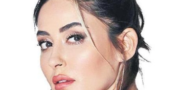 Melek-Mosso-Yeni-Cabaret8217in-Acilisini-Gerceklestirecek-featured