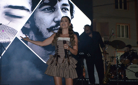 Merve-Ozbey-Selendi8217de-unutulmaz-bir-gece-yasatti-featured