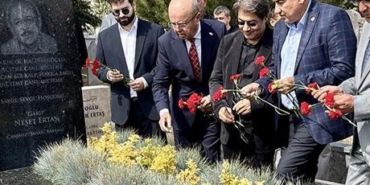 Neset-Ertas-mezari-basinda-anildi-Oglundan-yapay-zeka-uyarisi-featured