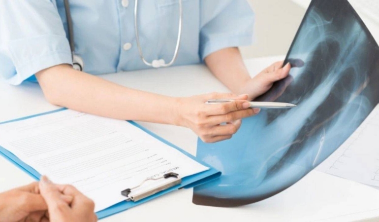 Pulmoner-Fibrozis-Tanida-Gecikme-ve-Hastalarin-Yasam-Mucadelesi-featured