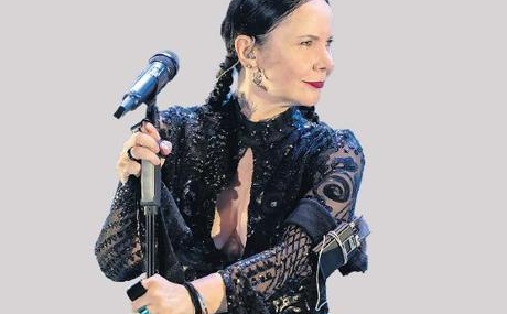 Sebnem-Ferah8217in-Yeni-Konser-Tarihleri-Duyuruldu-featured