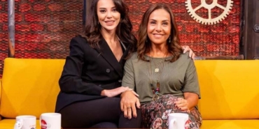 Smart-Sahne-Konuklari-Tuvana-Turkay-ve-Cicek-Dilligil-featured