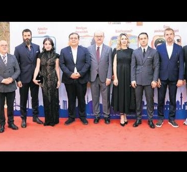 Taskent8217te-Turk-Sinemasi-Coskusu-featured