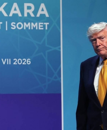 Trumpin-Ankaradaki-Gizemli-Ucak-Operasyonu-Netflixte-featured