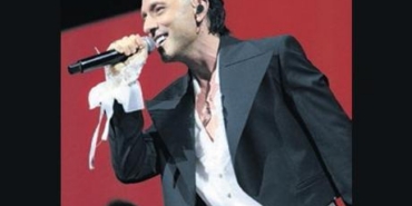 Yagmura-Ragmen-Harbiye8217yi-Dolduran-Konser-featured