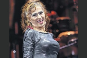 Yildiz-Tilbe-Atakoy-Marina-Acik-Hava-Sahnesi8217ni-Acti-featured