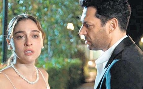 ‘Serhatla-Zeynepin-Iliskisi-Sona-Erdi-featured