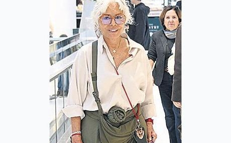Ablasi-Ajda-Pekkan-dugune-katilamadi-featured