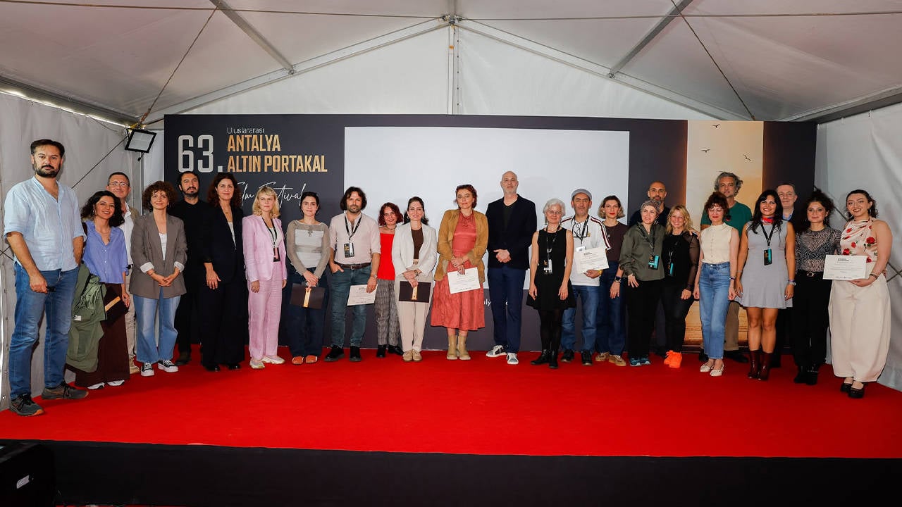 Altin-Portakal-Film-Forumda-bes-projeye-destek-verildi-featured