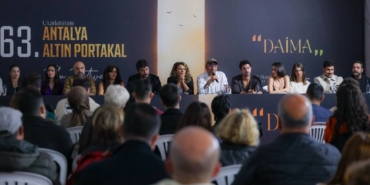 Altin-Portakalda-uc-film-gerceklik-ve-sinema-tartismasi-featured