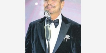 Cenk-Eren-sahnede-kendisini-butik-star-ilan-etti-featured