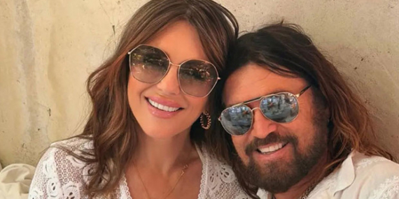 Elizabeth-Hurley-ve-Billy-Ray-Cyrus-birlikte-yasamaya-hazirlaniyor-featured