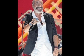 Mehmet Ali Erbil'den annesinin cenazesi hakkında itiraf 2 thumbnail